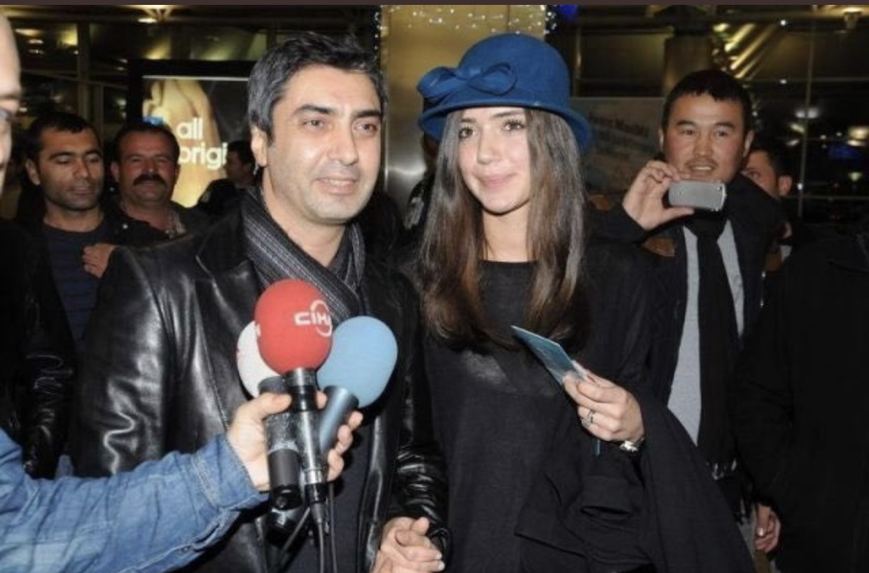 التركي مراد علمدار يقيم دعوى طلاق
