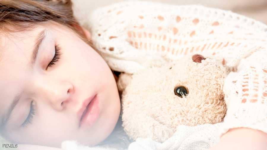 لماذا يجب غلق غرف الأطفال أثناء نومهم؟