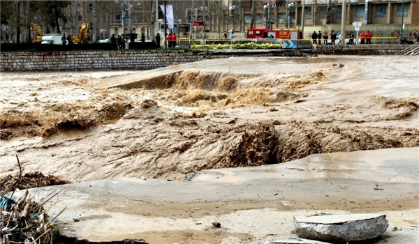 بسبب السیول .. ايران تعلن حالة الطوارئ في احدى محافظاتها