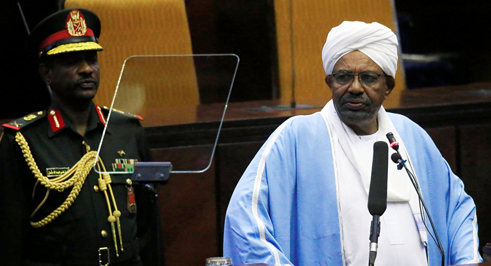 اقالة الرئيس السوداني البشير وتشكيل رئاسة جديدة من الجيش