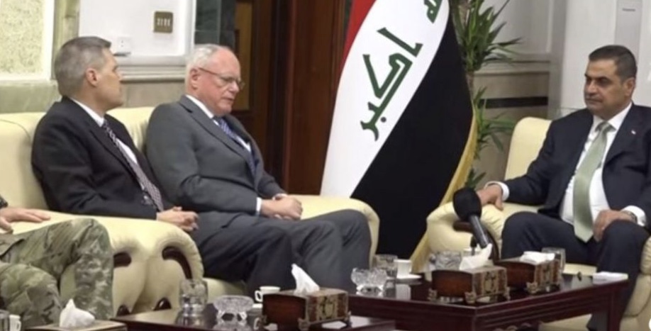 وزير الدفاع للمبعوث الأمريكي: العراق لن يسمح باستخدام أراضية ضد إي دولة من دول الجوار والمنطقة