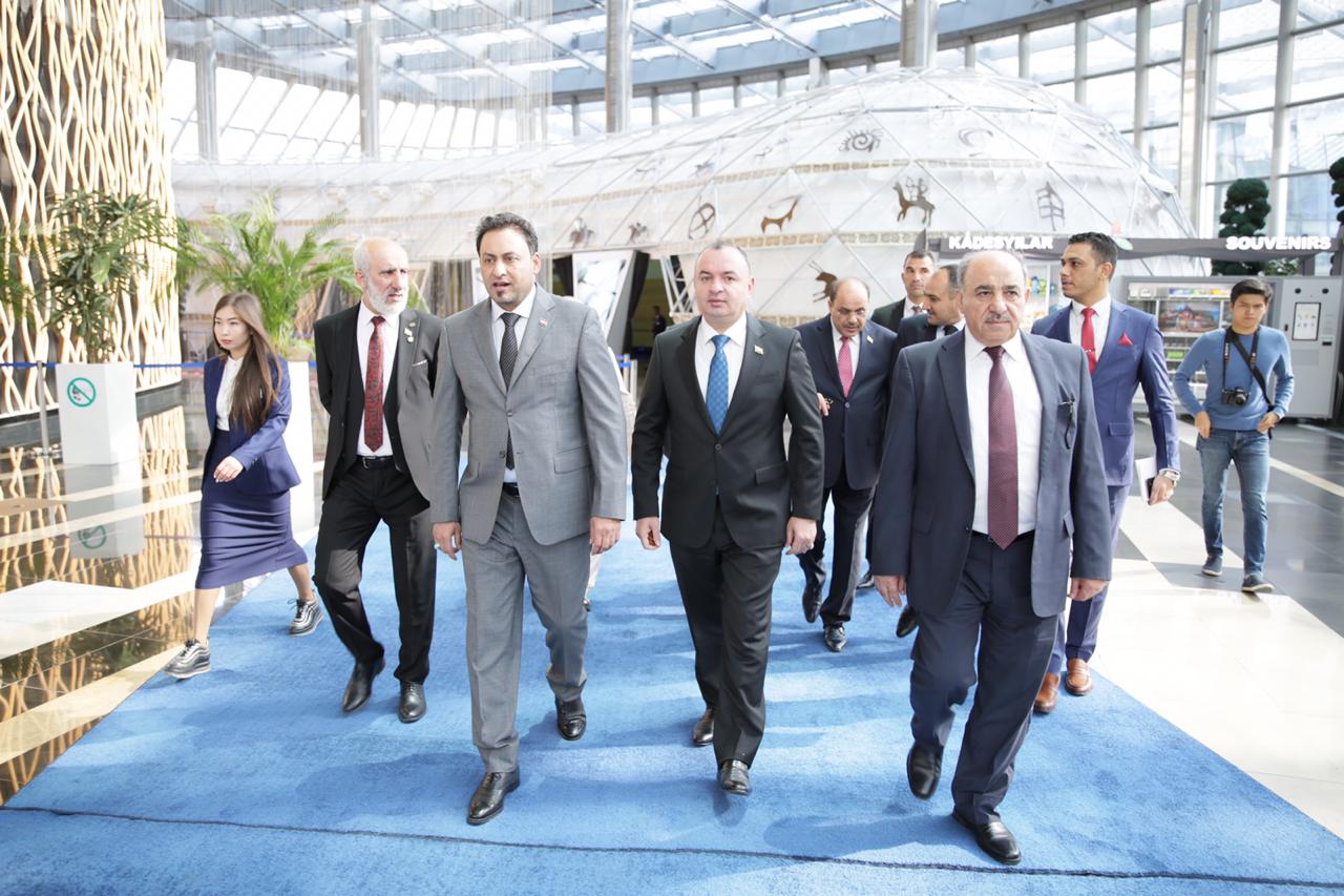 وفد نيابي برئاسة الكعبي يصل إلى كازخستان