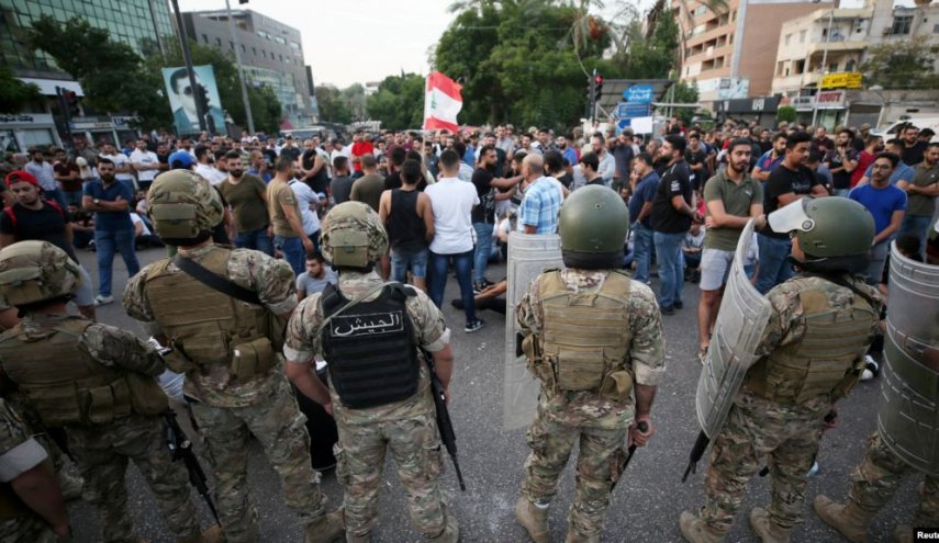 الجيش اللبناني يوجه رسالة الى المتظاهرين .. ماذا قال ؟