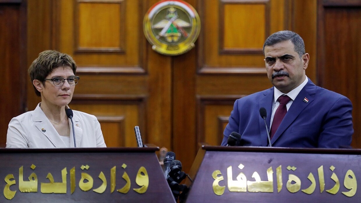 مصدر سويدي يؤكد حمل وزير الدفاع العراقي جنسية السويد