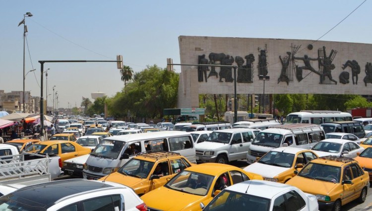وزارة الإعمار تعلن عن خطة لحل الاختناقات المرورية في بغداد