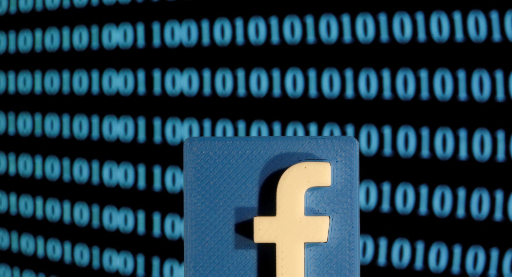 “فيسبوك” تعترف: نجمع معلومات المستخدمين حتى لو كانوا غير متصلين بالإنترنت