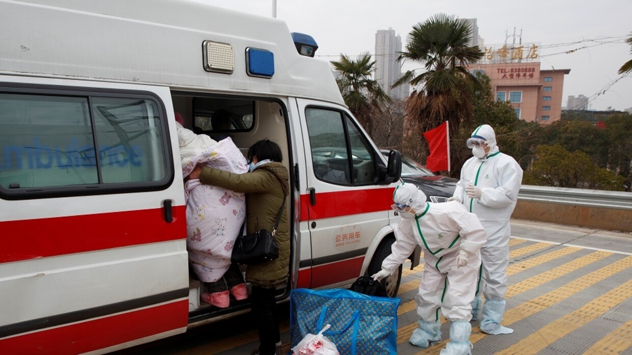 المئات يغادرون المستشفيات الصينية بعد تعافيهم من فيروس “كورونا” الجديد