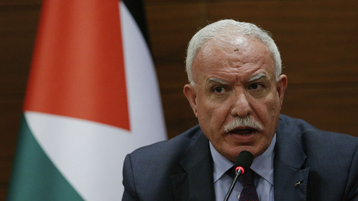 فلسطين تستدعي سفيرها من الإمارات “فورا” وتطالب بقمة عربية طارئة