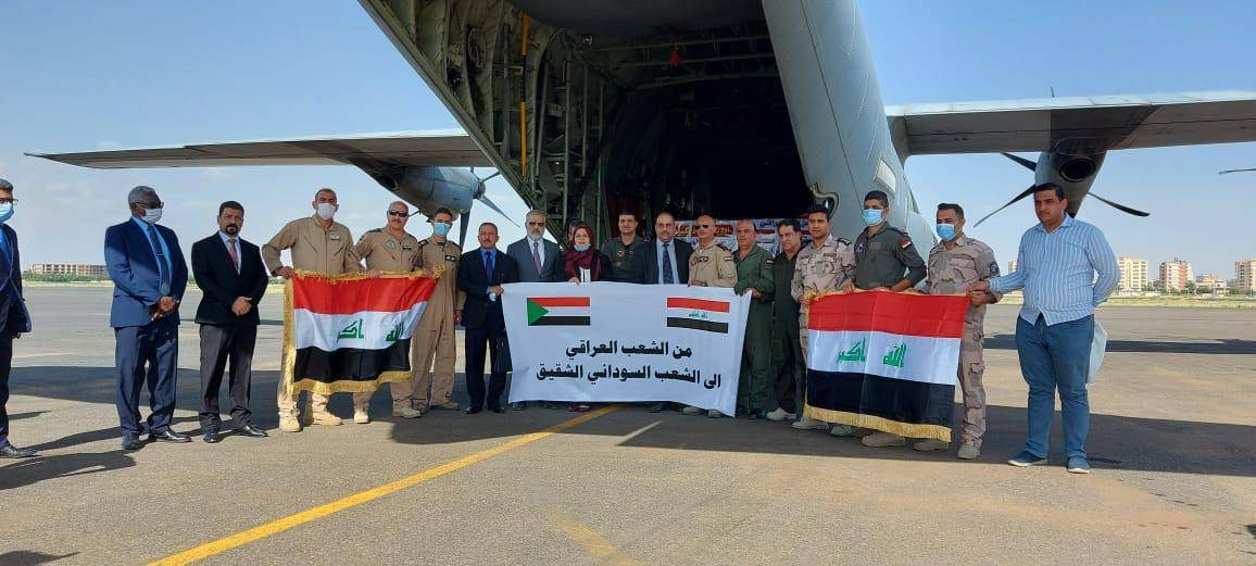 الخارجية تعلن وصول طائرة عسكرية عراقية محملة بـ12 طن من المساعدات إلى السودان