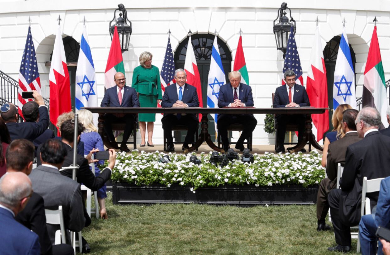 ترامب: 9 أو 10 دول عربية ذاهبة للتطبيع مع إسرائيل