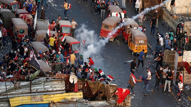 مؤسسة الشهداء تنجز معاملات ضحايا التظاهرات