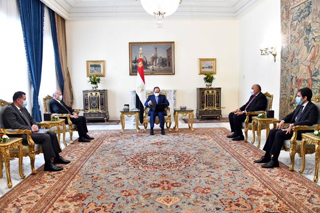 وزير الخارجية يستعرض للسيسي موضوعات القمّة الوزارية الثلاثيّة المنعقدة غداً في القاهرة