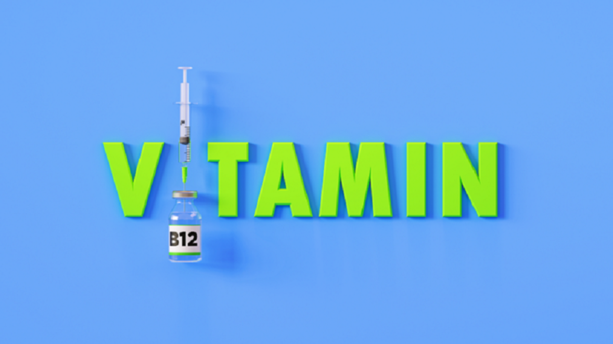 هل يمكنك تناول الكثير من مكملات فيتامين B12، وكم ينبغي أن تأخذ ؟