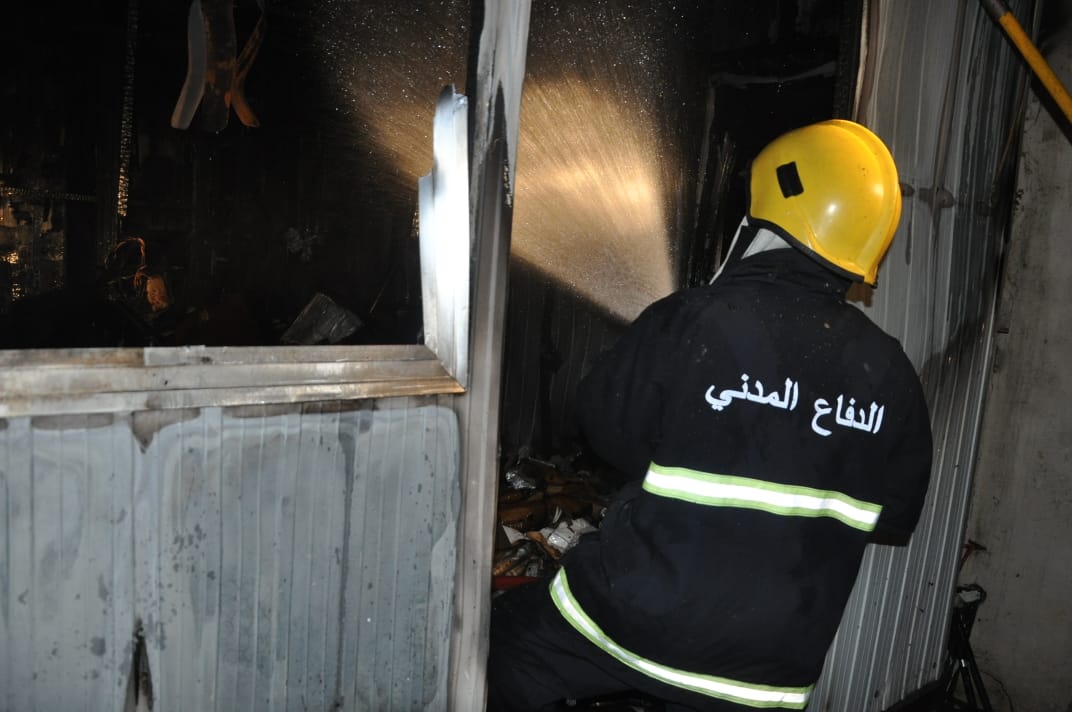 الدفاع المدني يعلن اخماد حريق داخل مستشفى العباس الأهلي في كربلاء