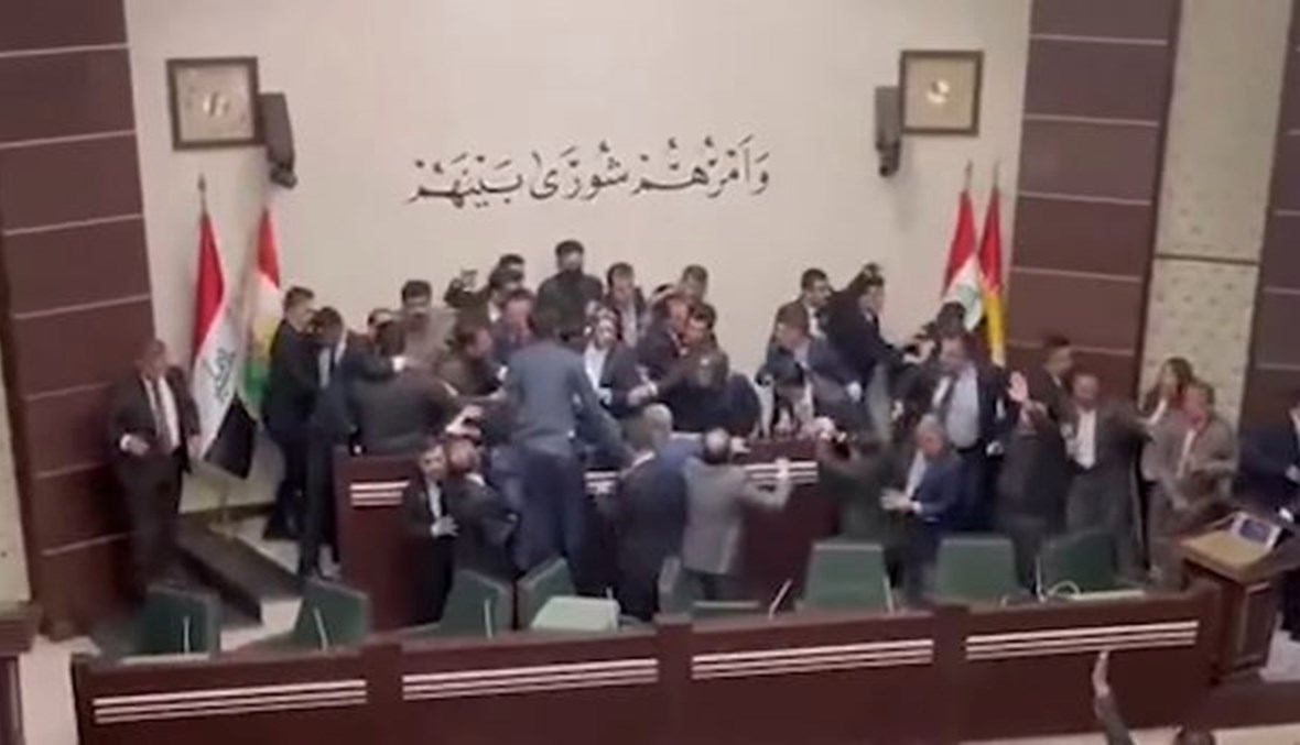 عراك تفجر داخل البرلمان في اقليم كردستان (فيديو)