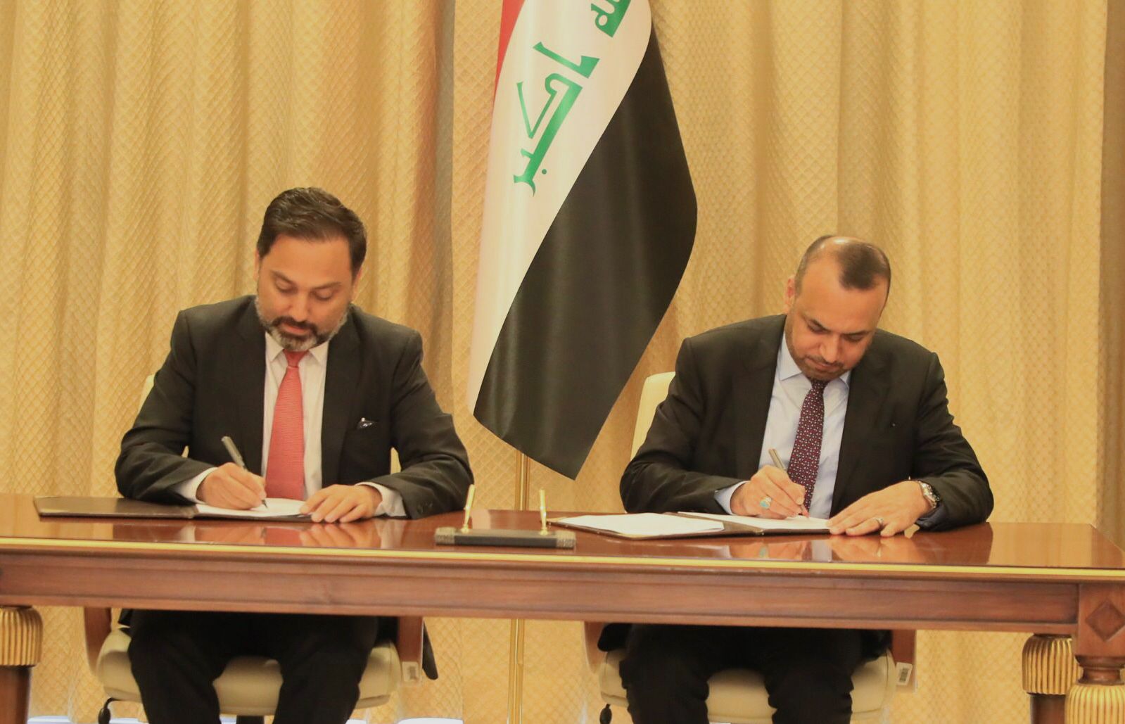 العمل العراقية توقع اتفاقية مع البنك الدولي لتعزيز الامان الاجتماعي