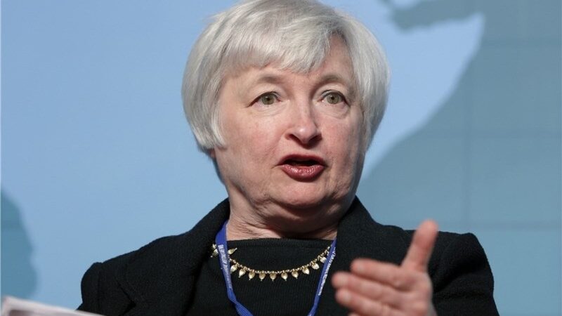 وزيرة الخزانة الأمريكية: يجب أن ننتظر تراجع استخدام الدولار في العالم