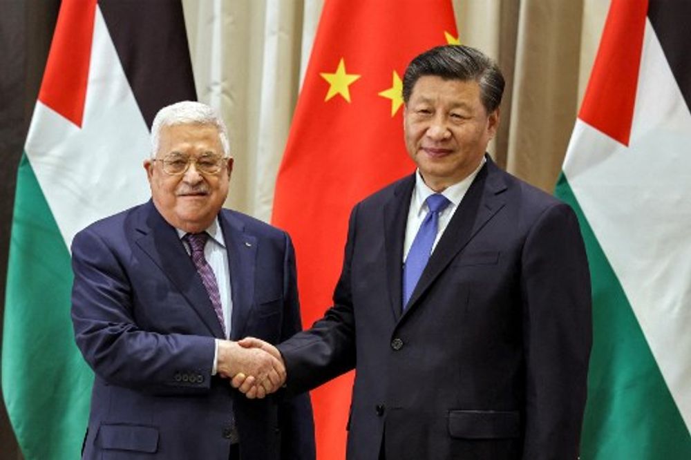 الرئيس الفلسطيني يصل إلى الصين