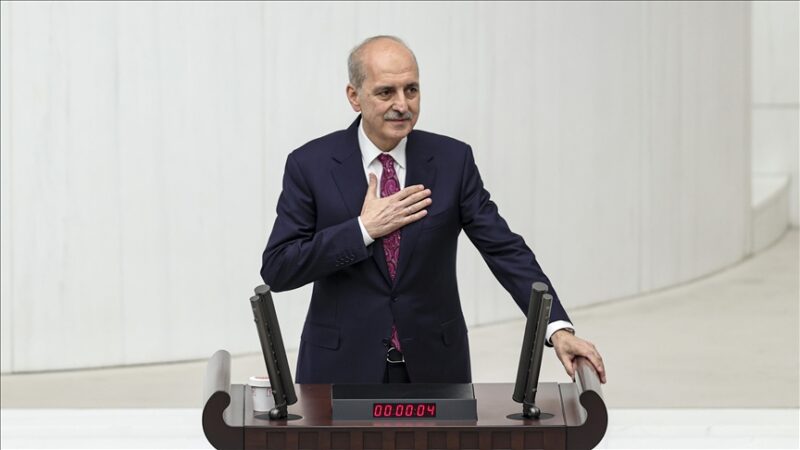 نعمان قورتولموش رئيسًا للبرلمان التركي
