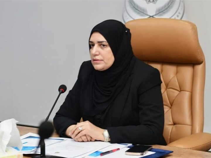 وزيرة المالية تتحدث عن نسبة العجز في الموازنة وهيكلة المصارف العراقية