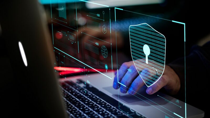 مجموعة إجرامية دولية تقرصن معلومات مئات الآلاف السكان في أمريكا