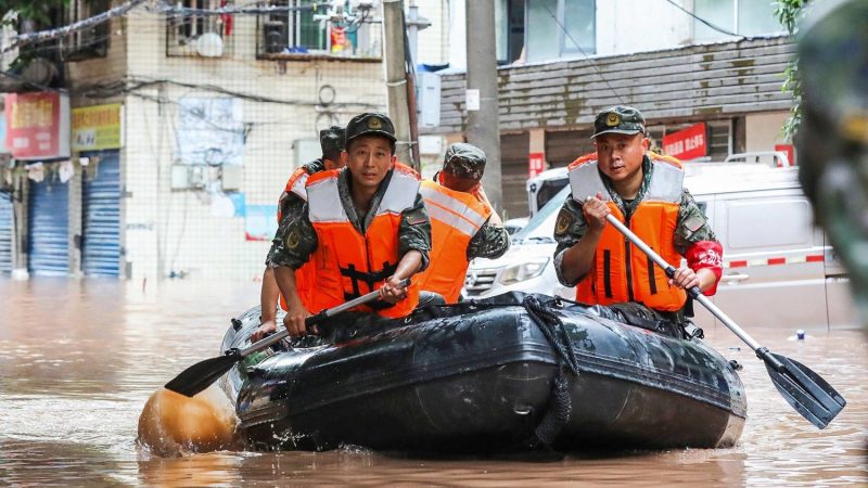 15 قتيلا جراء أمطار غزيرة في جنوب غرب الصين
