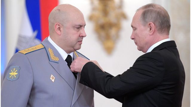 إقالة قائد القوات الجوية الروسية