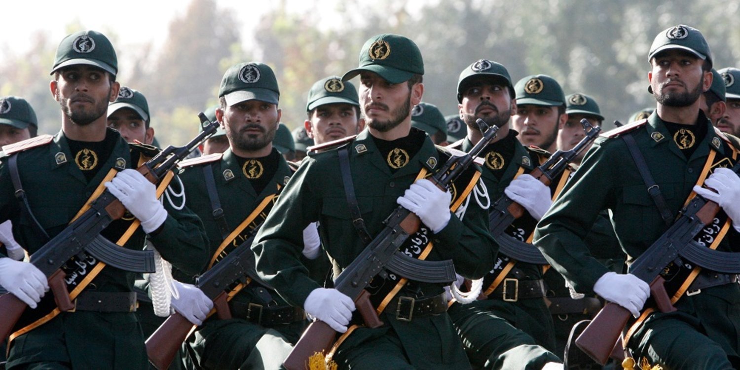إسرائيل: إيران تقوم بتهريب أسلحة متطورة إلى الضفة الغربية