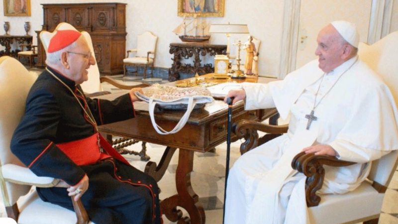 ساكو ينفي ترشيحه للبابوية: لا أساس للتكهنات والانتخاب ليس ذاتياً