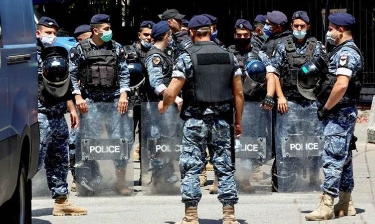 الأمن اللبناني يوقف سوريَين هرّبا مئات المهاجرين عبر البحر من ليبيا