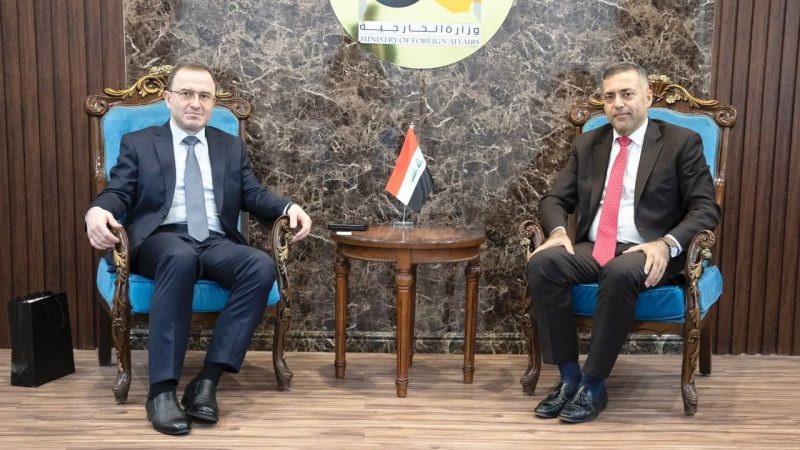 العراق وروسيا يبحثان تبادل الخبرات في مجال الدبلوماسية
