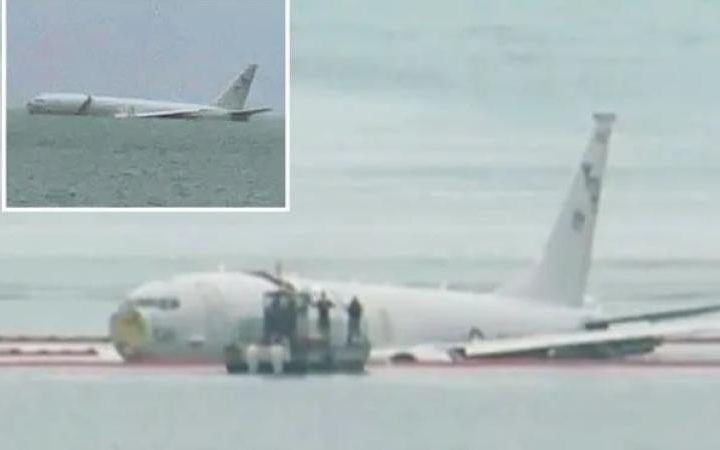 تحطم طائرة خلال معرض دبي للطيران 2025