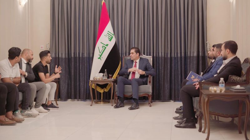 نائب رئيس البرلمان يستجيب لمناشدة عقود صحة بغداد