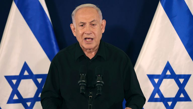 نتنياهو يتعهد بإعادة الأسرى والقضاء على حماس