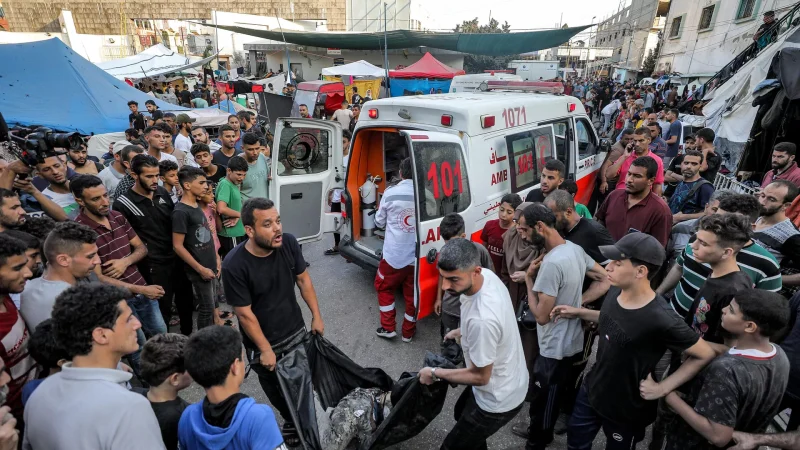 مدير المستشفيات الميدانية بغزة: الوضع الطبي ينهار بالكامل