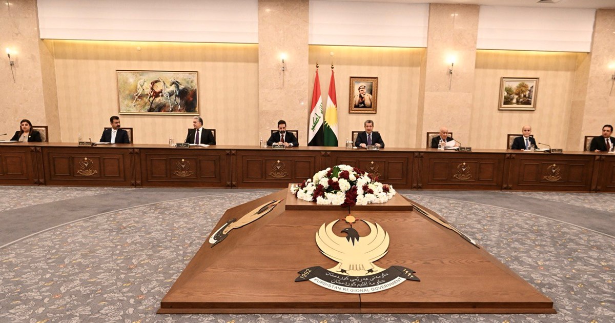 حكومة الإقليم تطالب بغداد بمعالجة مسألة الرواتب بعيداً عن الصراعات السياسية