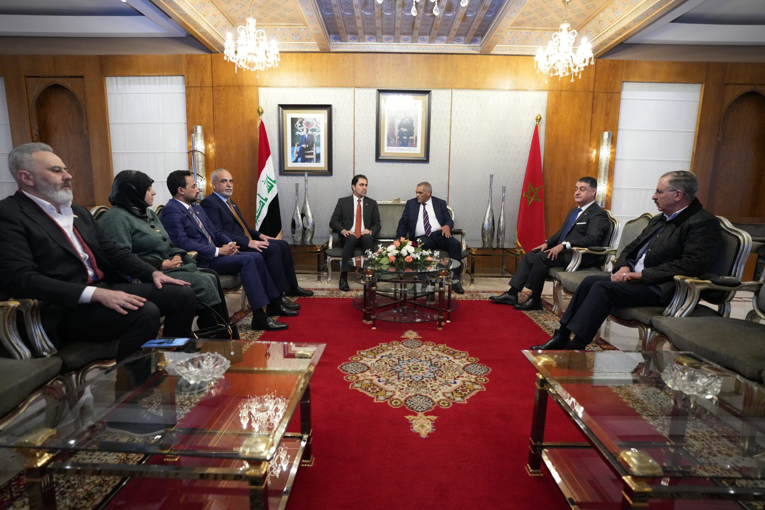 وفد نيابي برئاسة المندلاوي يصل العاصمة المغربية الرباط