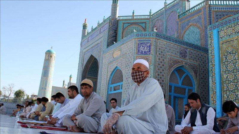 قتلى وجرحى في هجوم على مسجد للشيعة في غرب أفغانستان
