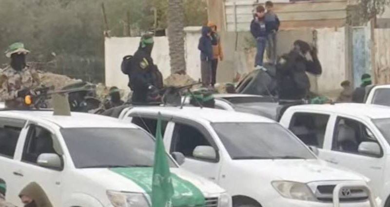استعدادات لتبادل خامس للأسرى وكشف أبرز الأسماء