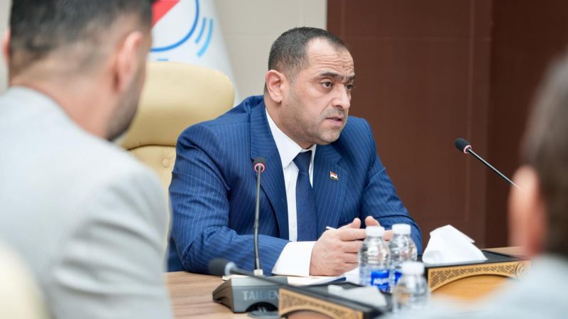 وزير الكهرباء العراقي يناقش تعزيز التعاون مع شركة سيمنز الألمانية