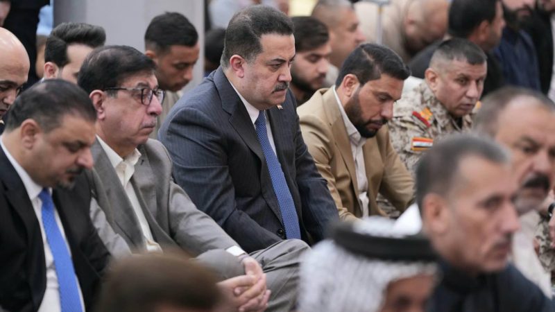 رئيس الوزراء: العراق يسير بالاتجاه الصحيح