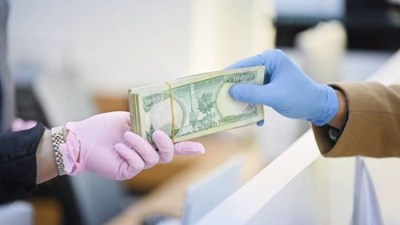 وزارة العمل تدرس توسيع برامج القروض لدعم الشباب العاطلين