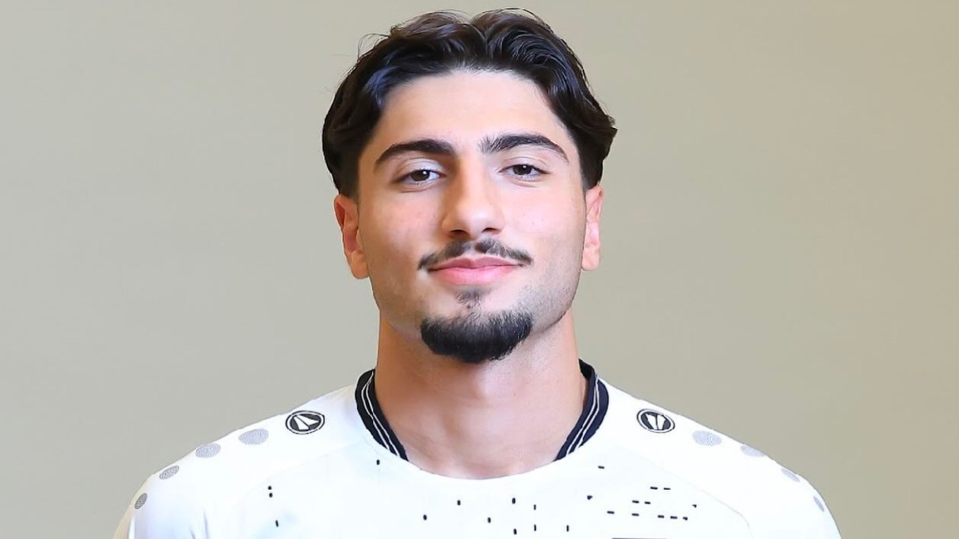 إضافة لاعب نادي دهوك بيتر كوركيس إلى القائمة النهائية للمباريات المؤهلة لمونديال 2026