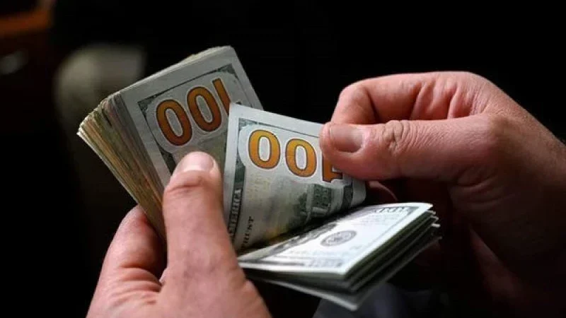 أسعار صرف الدولار تنخفض لتسجل 144.250 لكل 100 دولار