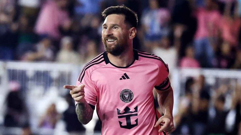 ميسي يكشف عن رغبته في العودة إلى برشلونة ويؤكد انتقاله إلى إنتر ميامي