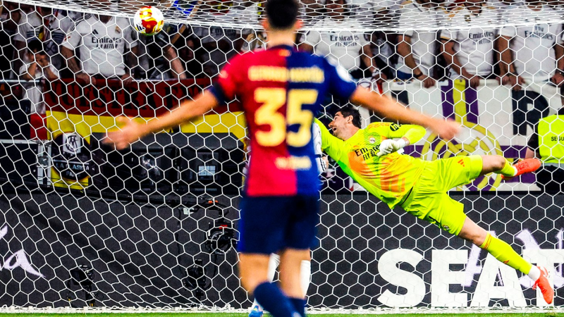 برشلونة يتوج بكأس ملك إسبانيا بعد انتصار مثير على ريال مدريد