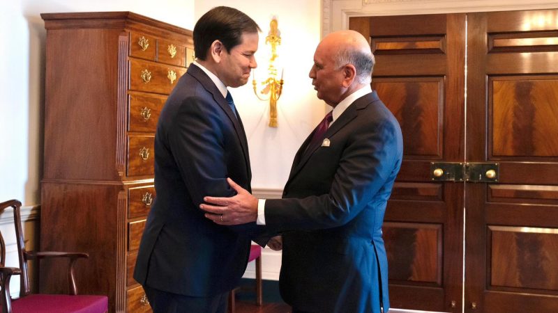 العراق يطالب واشنطن بإعادة النظر في التحذيرات الأمنية لتشجيع الاستثمار الأجنبي
