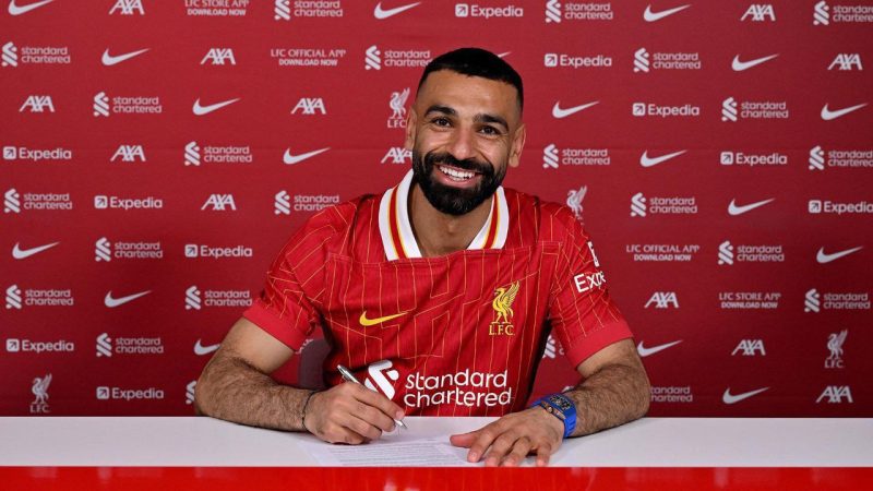 رقم خرافى.. تفاصيل عقد محمد صلاح الجديد مع ليفربول