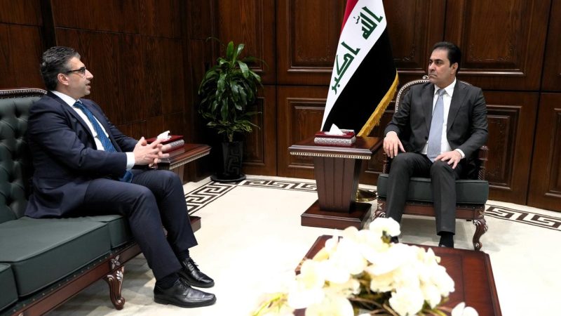 المندلاوي يبحث مع “BP” آفاق تطوير قطاع النفط والطاقة في العراق
