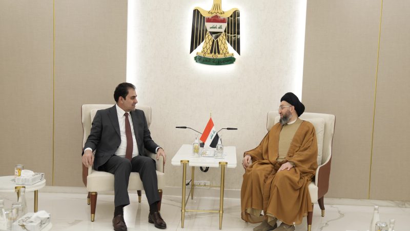 المندلاوي و الحكيم يشددان على توحيد الجهود لدعم خدمة المواطن